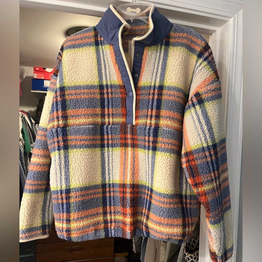 American Eagle Outfitters Multicolor Fleece Pullover